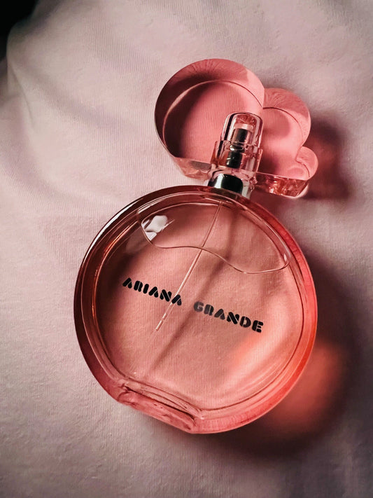 Ariana Grande Cloud Pink Sample